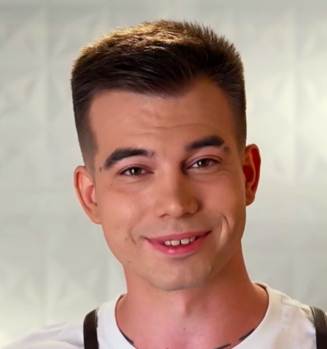 Никита Нагорянский — Су-шеф, участник шоу «Молодые ножи» с Ивлевым Никита Нагорянский — участник шоу «Молодые ножи» с Ивлевым